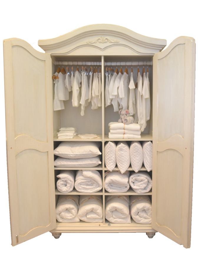 Isabella Armoire