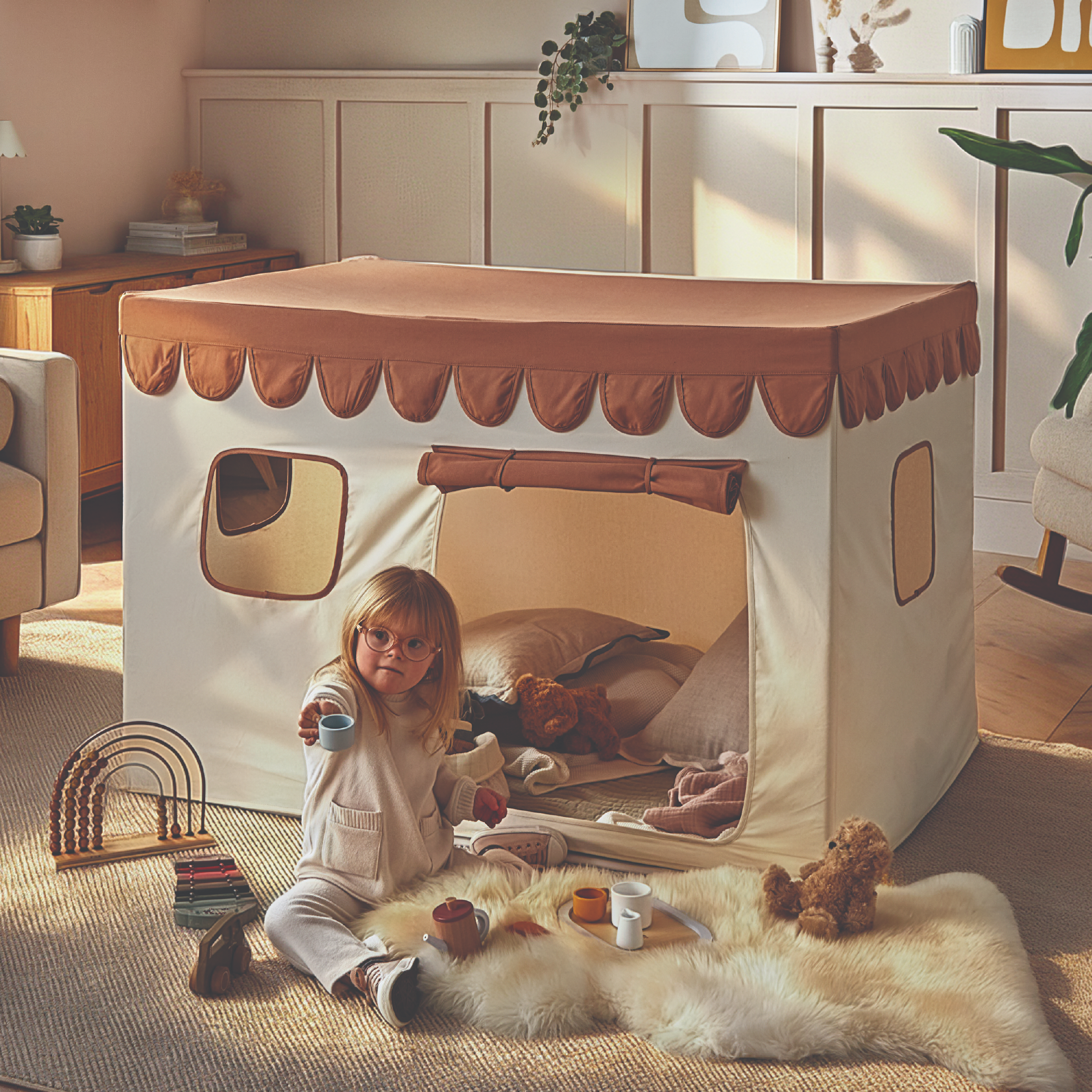 CuddleCo Play House With Bunting