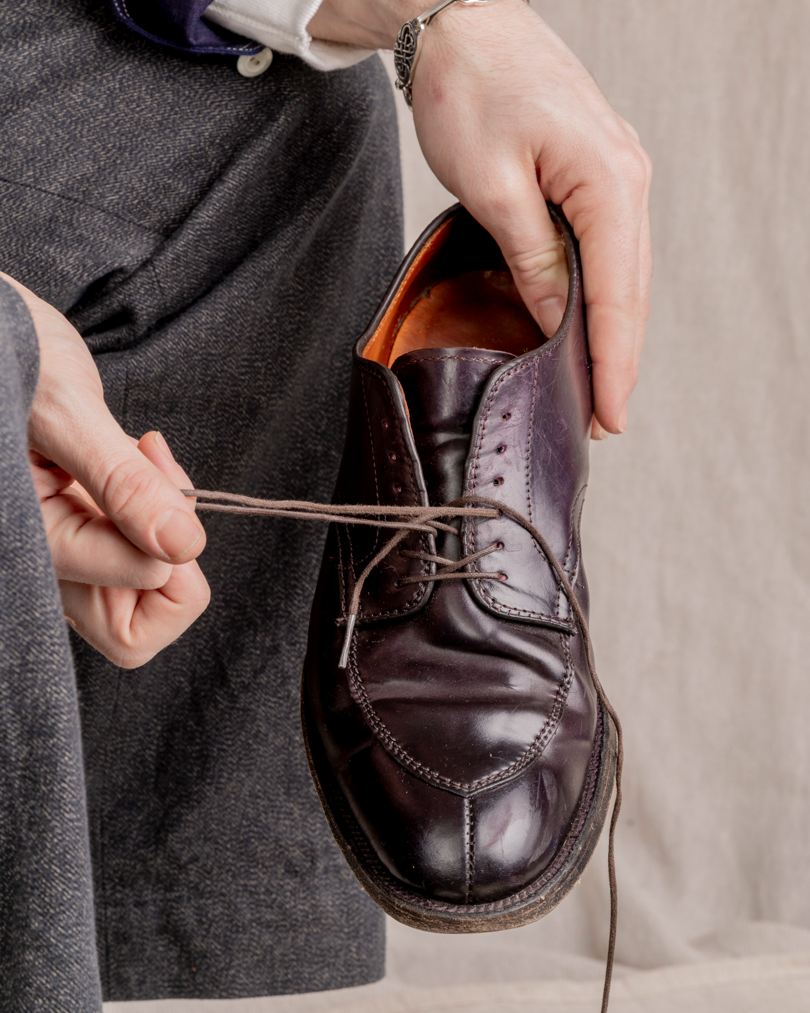 Alden x Clutch Cafe V-Tip Blucher Colour #8 Cordovan A0607