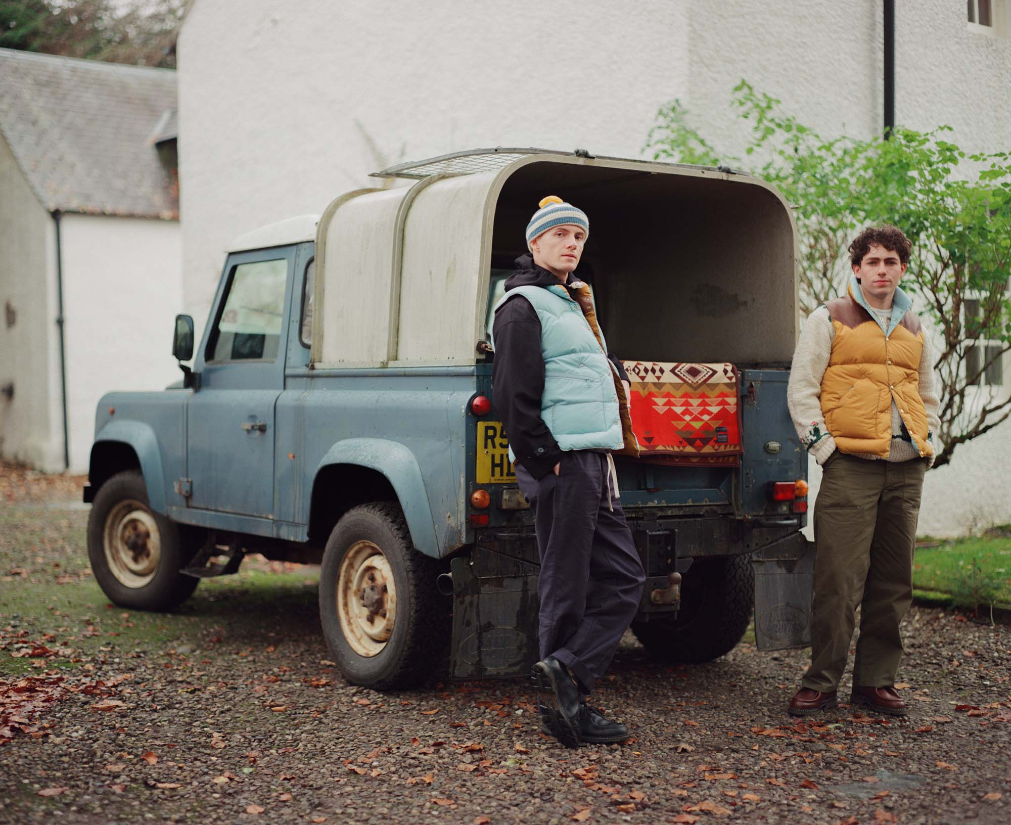 Rocky Mountain Featherbed for Clutch Cafe Reversible Down Vest Mustard x Sax Blue