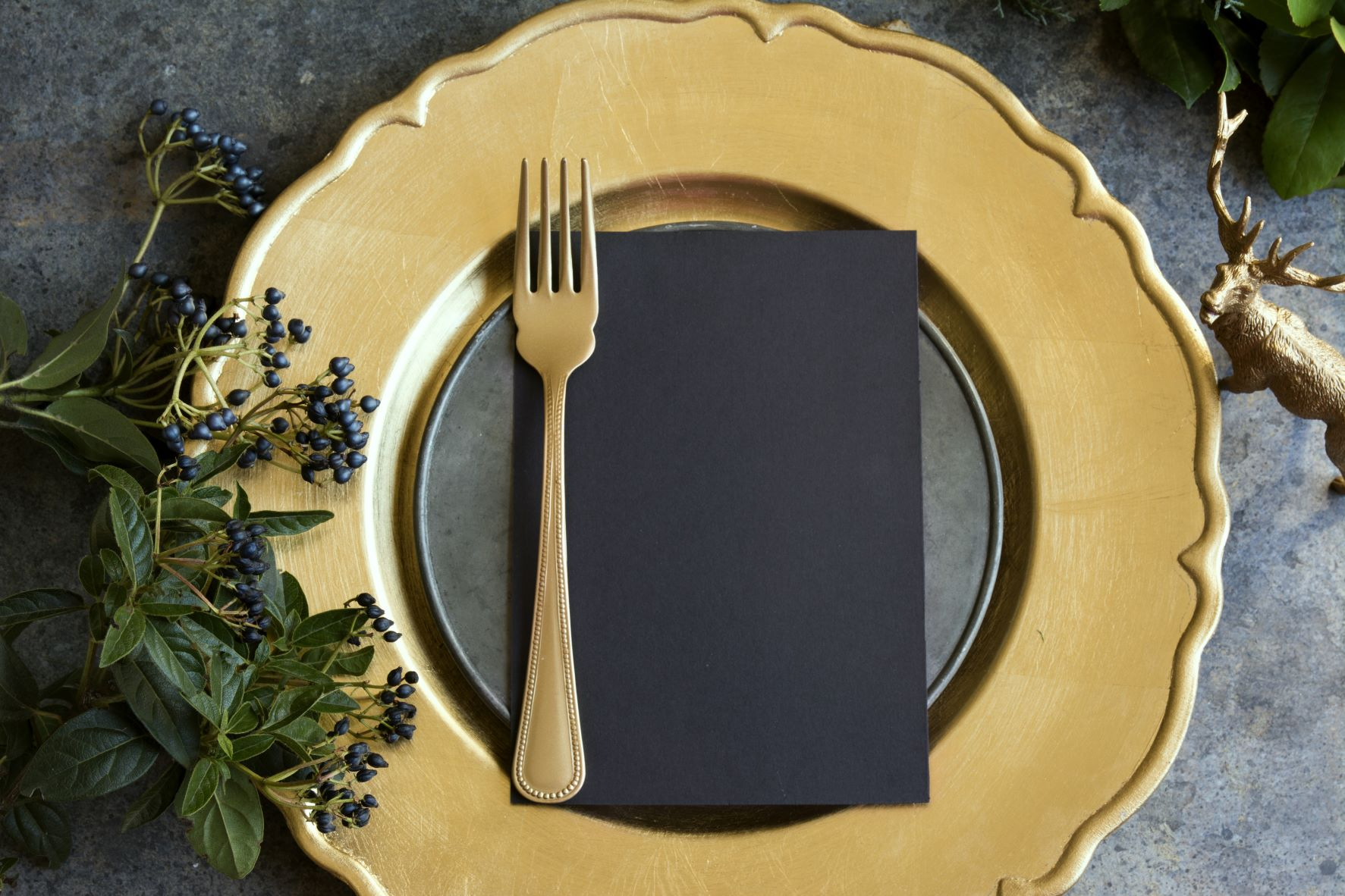 Charger plate for Christmas