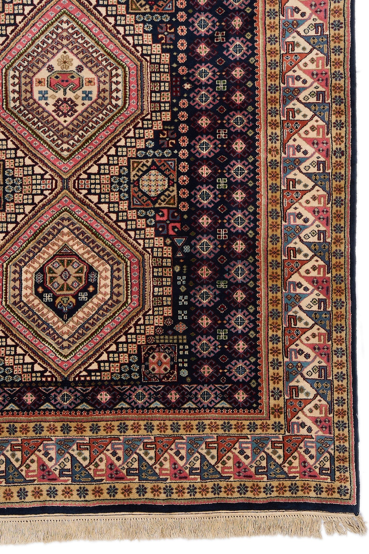 Alfombra artesanal de lana y seda con diseño persa