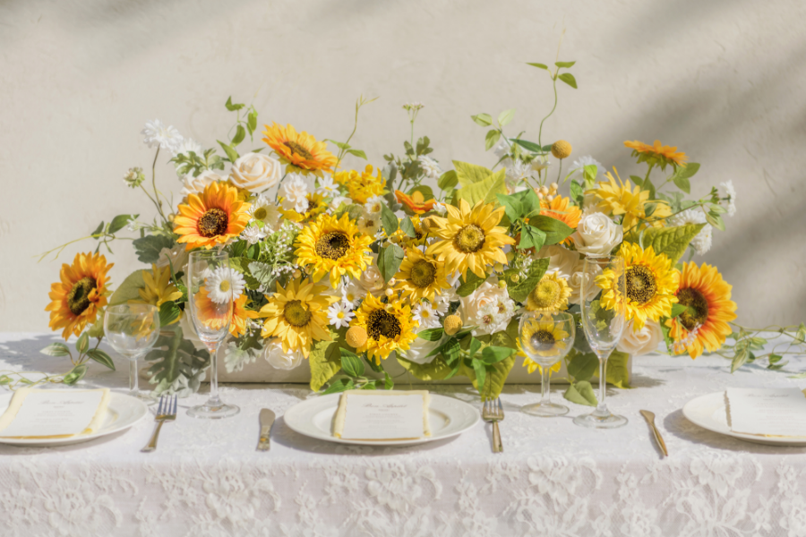 11 Beautiful Sunflower Wedding Ideas For Your Special Moments Ling S Moment 11 Beautiful Sunflower Wedding Ideas, Sunflower Table Arrangements For Weddings