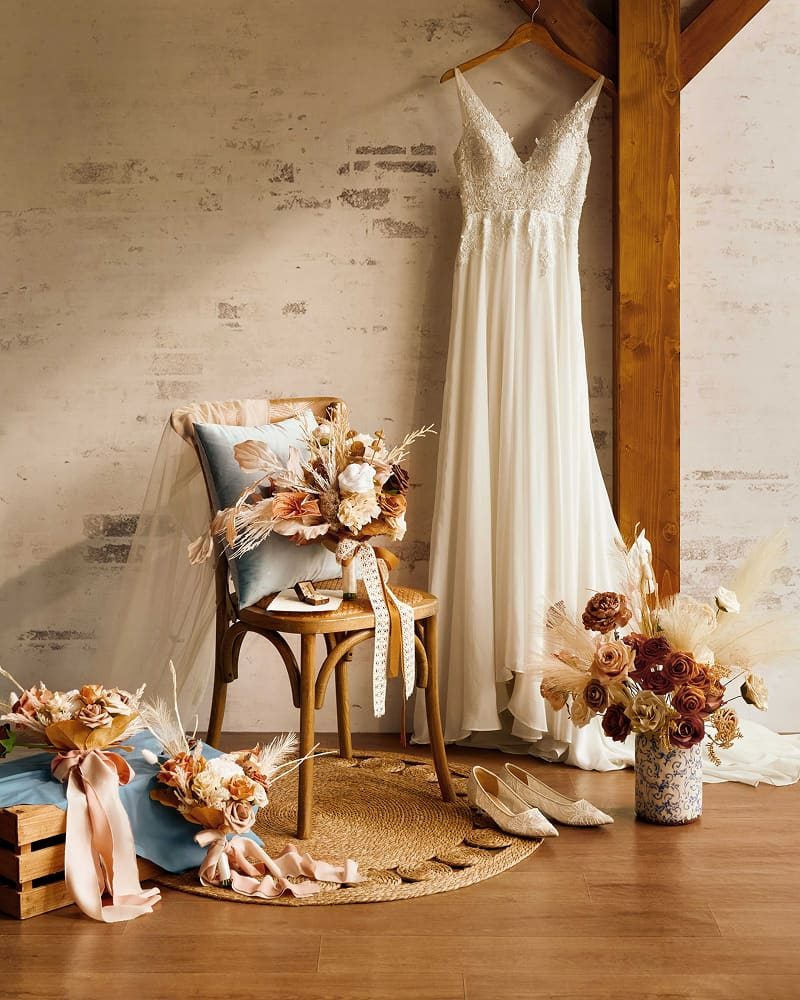 Medium Cascade Bridal Bouquet in Rust & Sepia