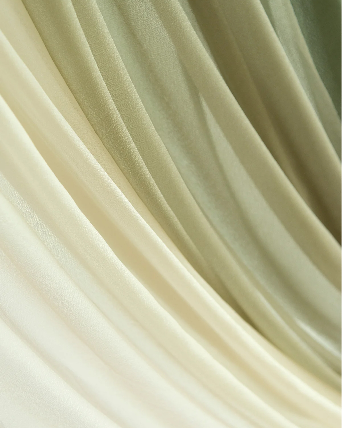 Shades of Cream Arch Draping