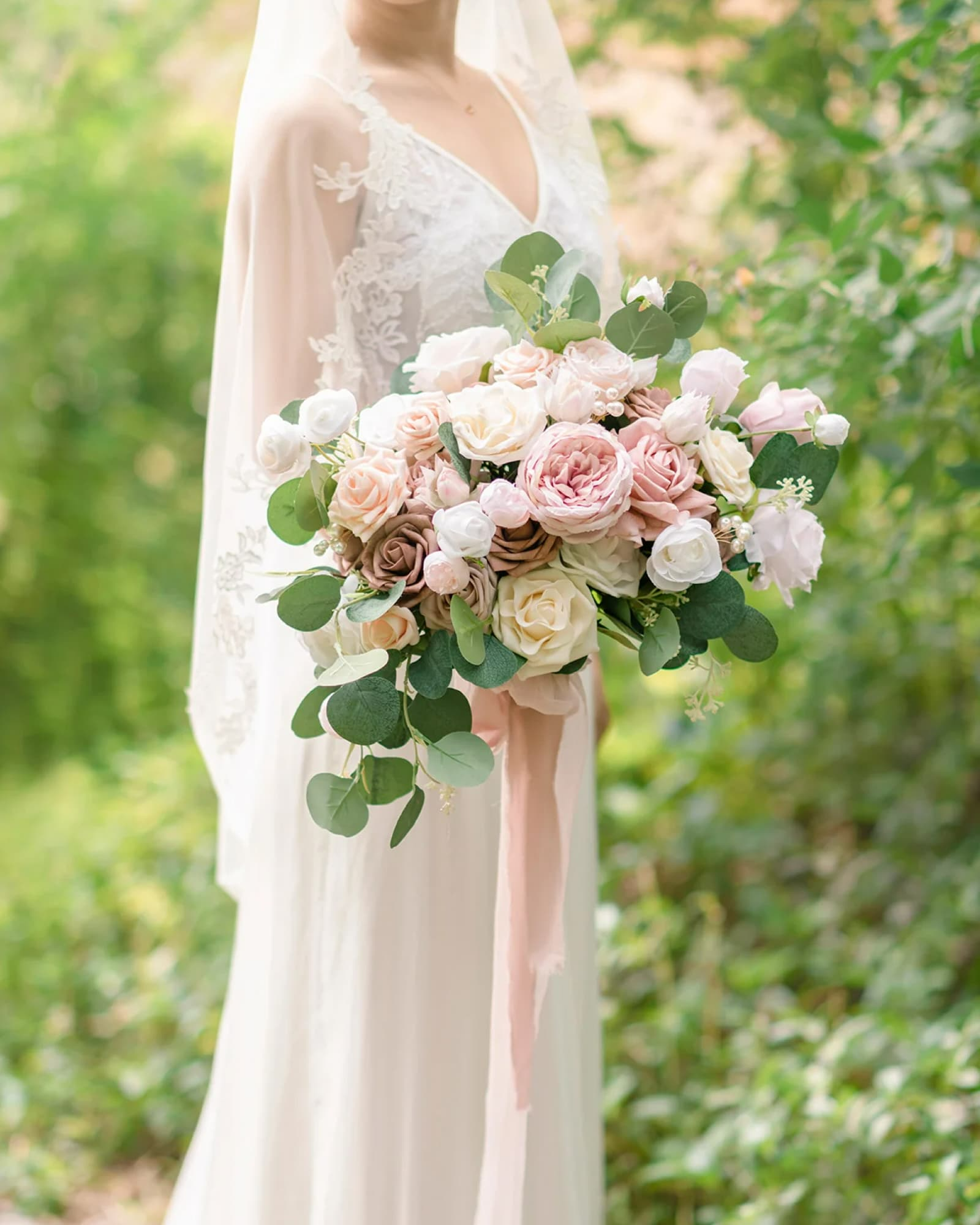 Bridal Bouquet in Dusty Rose & Cream