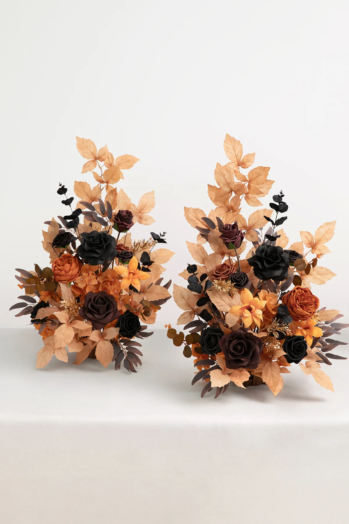 Free-Standing Flowers in in Black & Terracotta