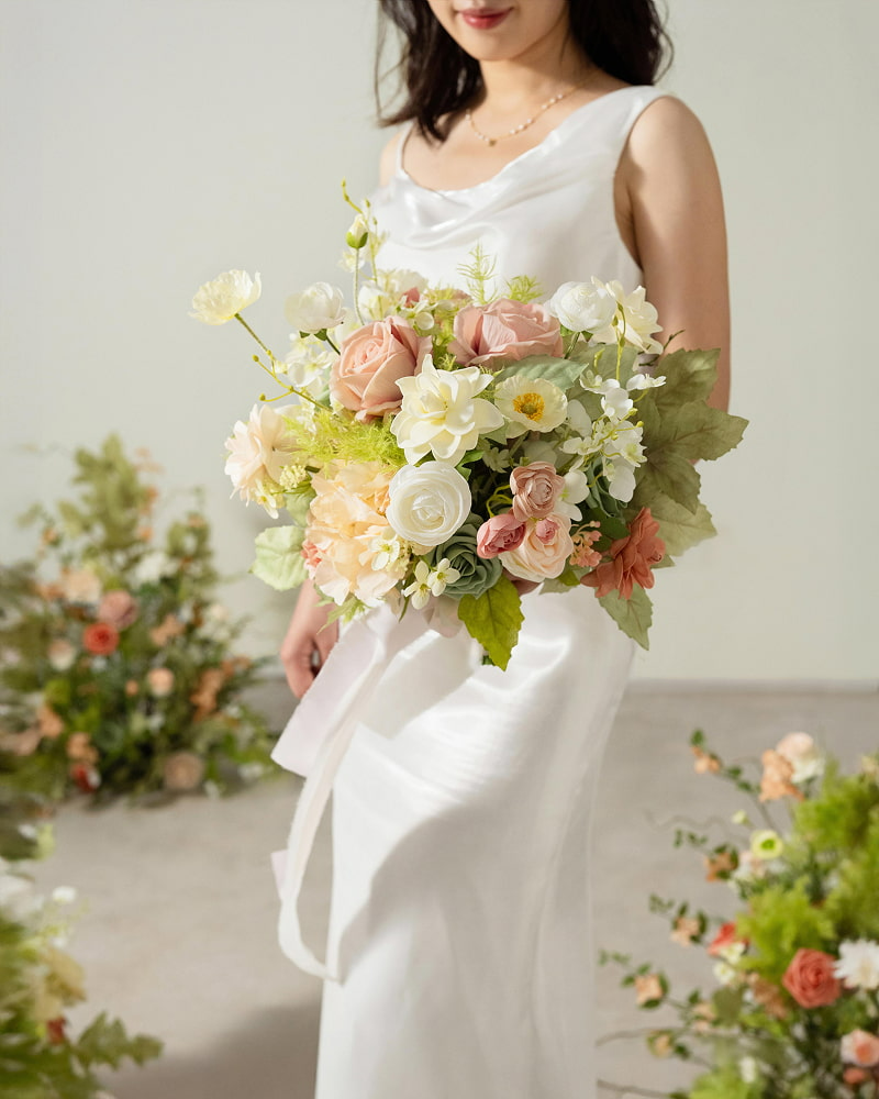 Small Free-Form Bridal Bouquet in Garden Blush