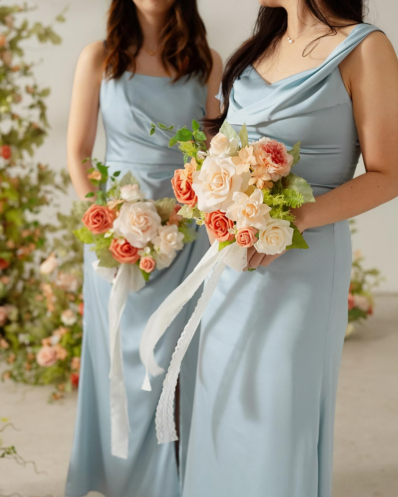 Free-Form Bridesmaid Bouquets in Garden Blush