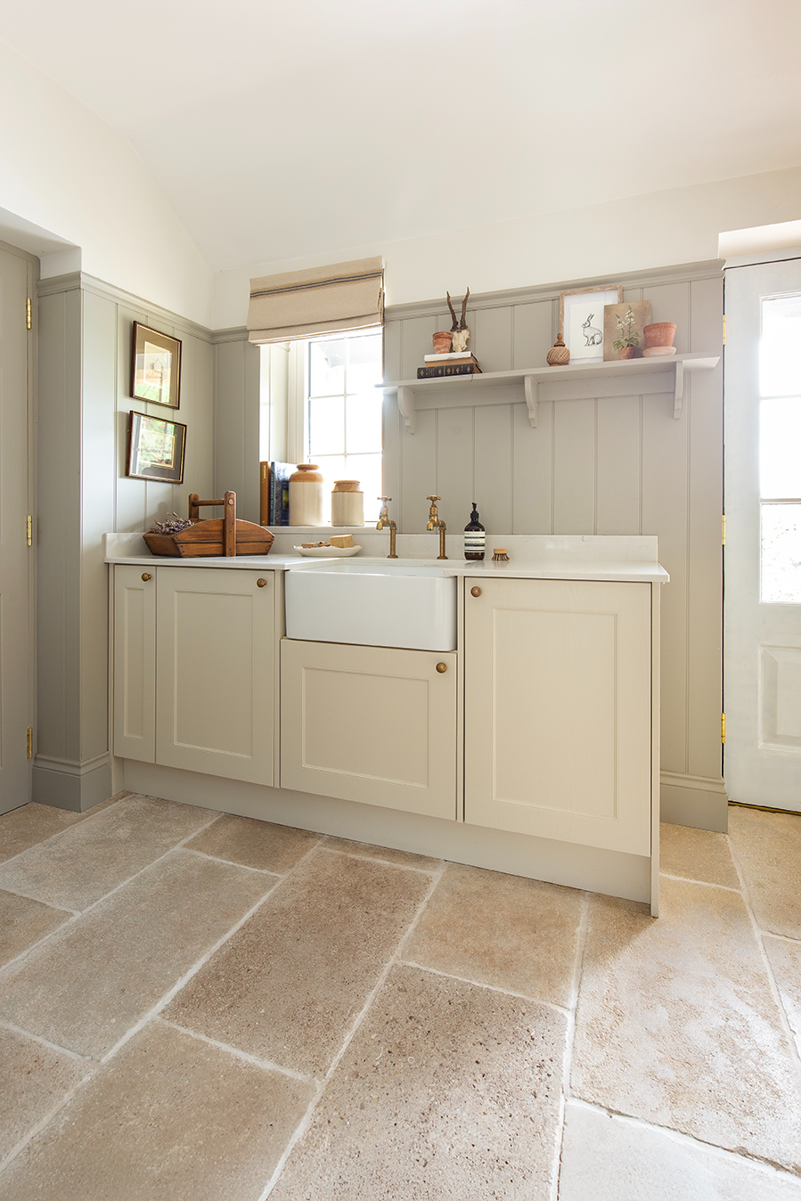 Sorrento Aged Tumbled Limestone Tiles