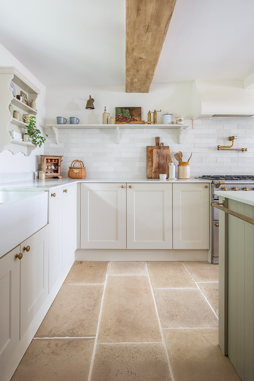 Sorrento Aged Tumbled Limestone Kitchen Tiling
