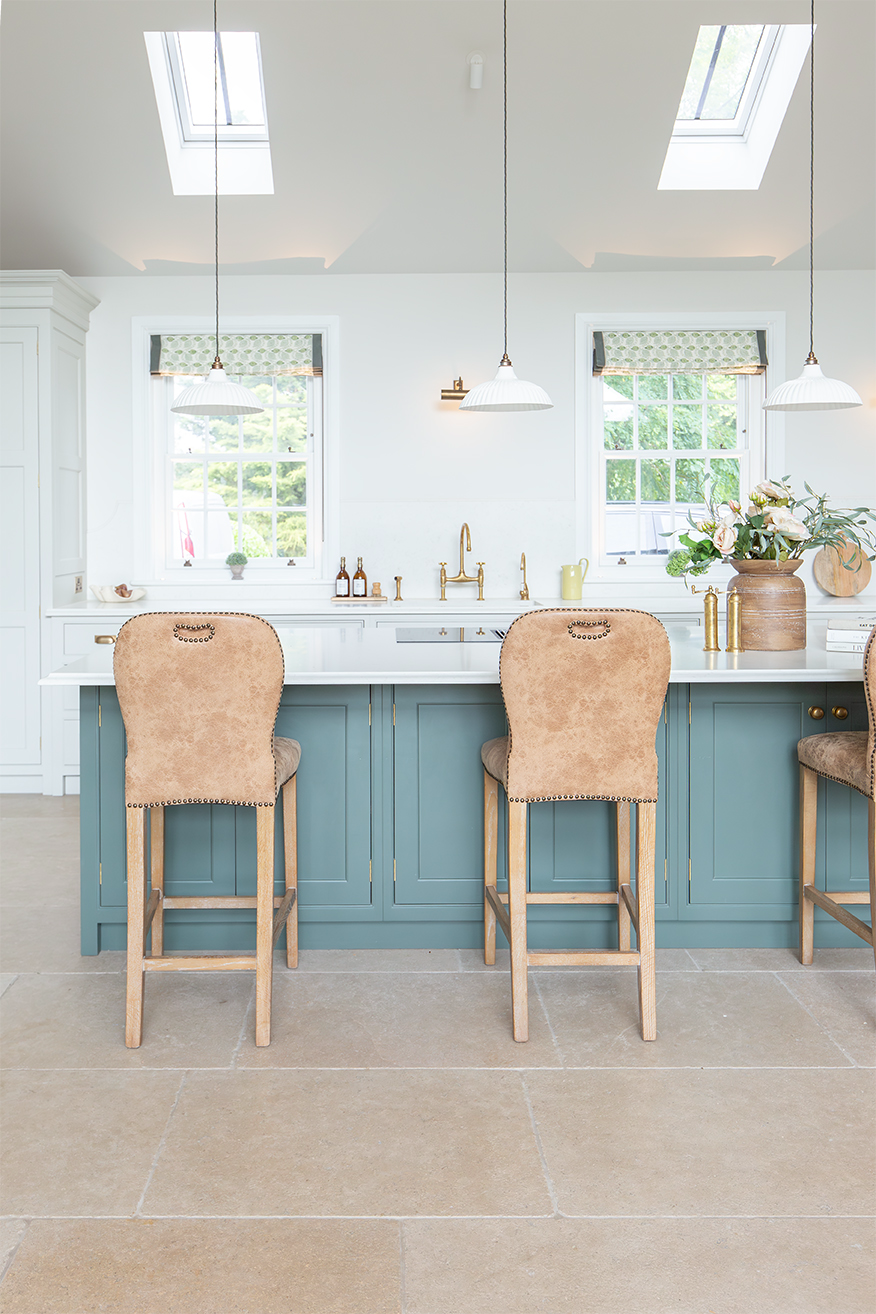 Kitchen flooring trends Dijon seasoned limestone in blue island kitchen