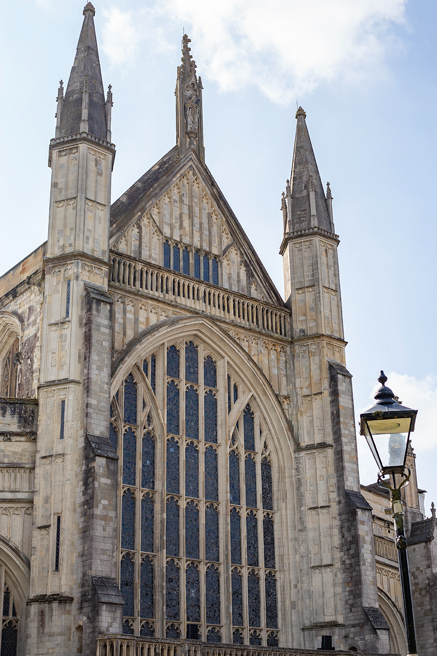 Quorn Stone Winchester Showroom Winchester Cathedral