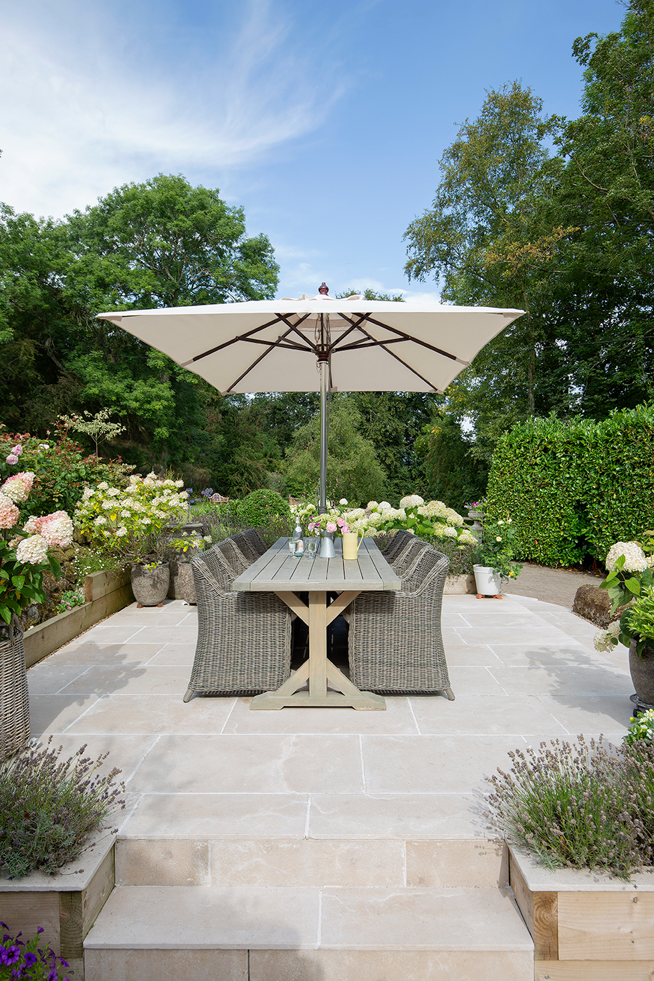 Tuscany Seasoned Limestone Outdoor Tiles