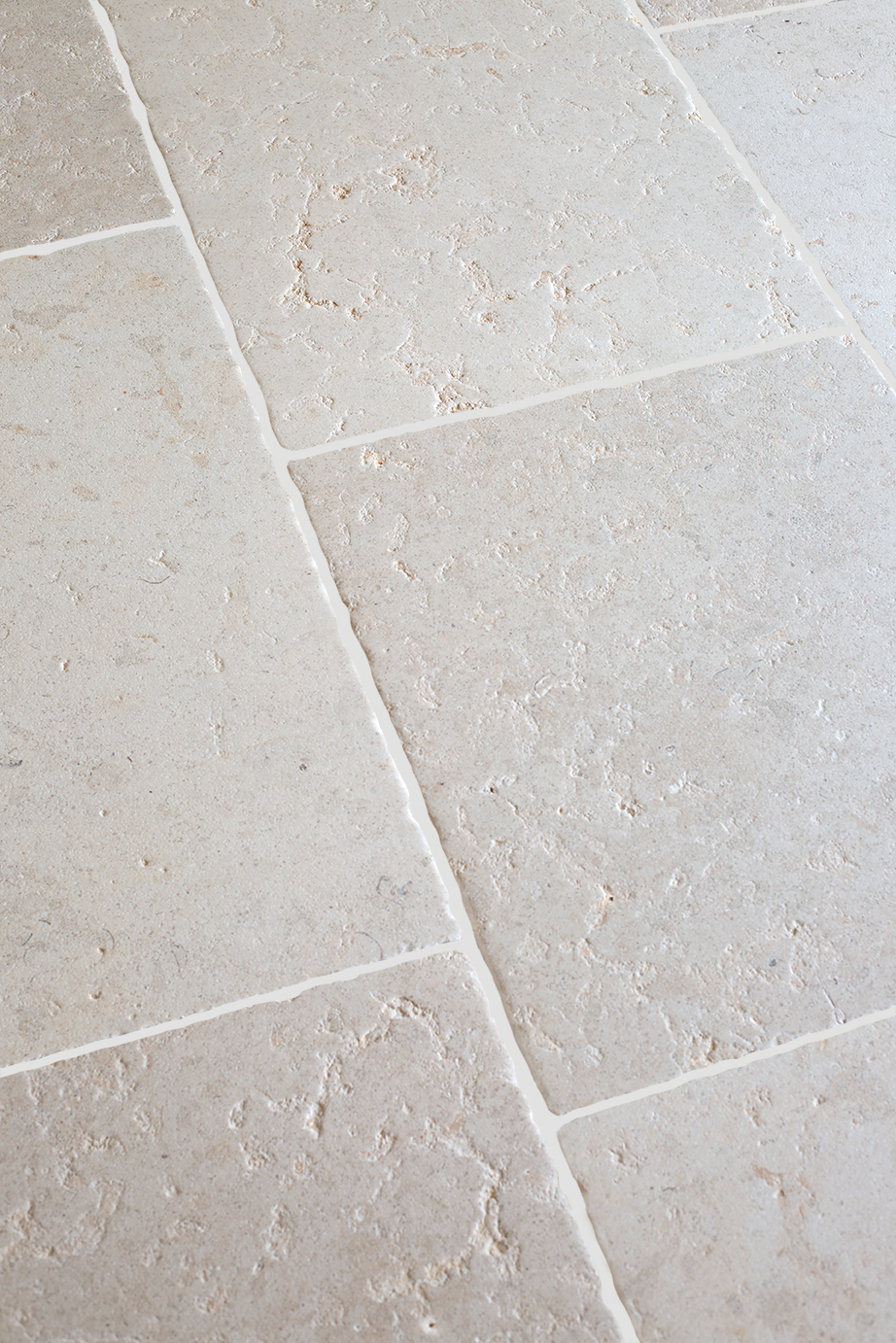 pale cream ivory limestone flooring