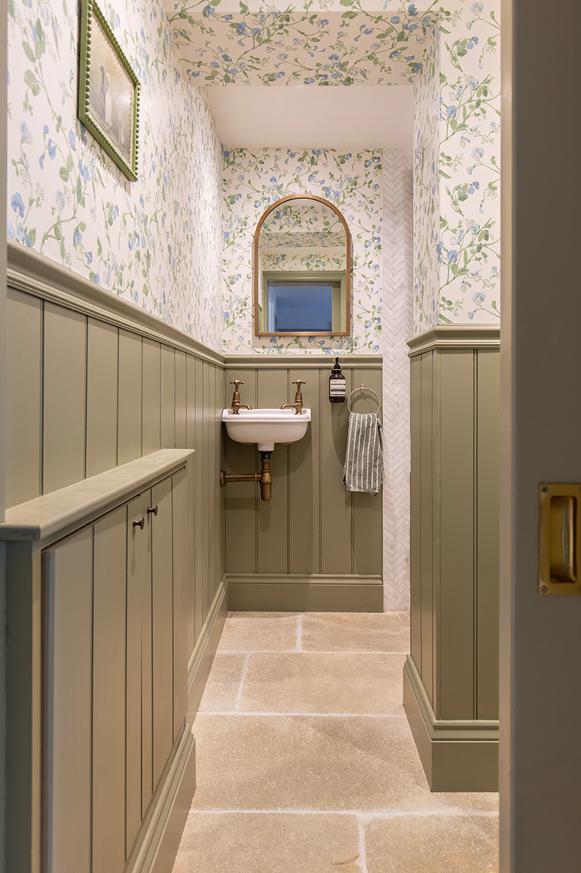 Sorrento Aged Tumbled Limestone Floor Tiles