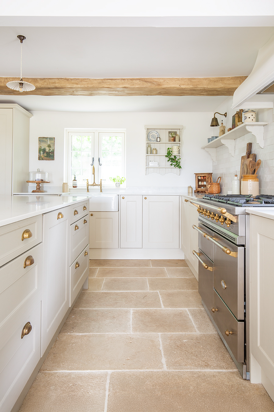 Beige flagstone limestone kitchen flooring trends