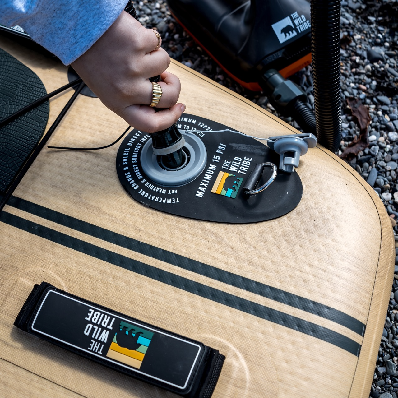 Paddle board valve repair